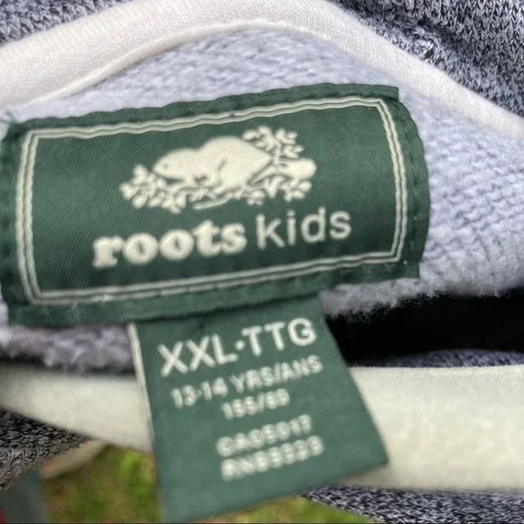 - Roots Kanga Hoodie Girls XXL  (12-14 ) - Picture 7 of 7